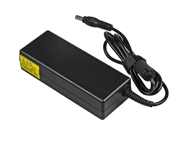 Cargador para portátil Acer / Asus / Toshiba 90W 19V 4.74A 5.5 mm x 2.5 mm GREENCELL / AD27AP - Imagen 3