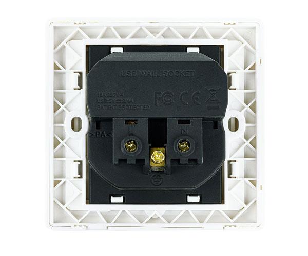 Base de enchufe de pared tipo schuko con 2 tomas USB Max. 2.4A, blanca / C-10.35.0010 - Imagen 3