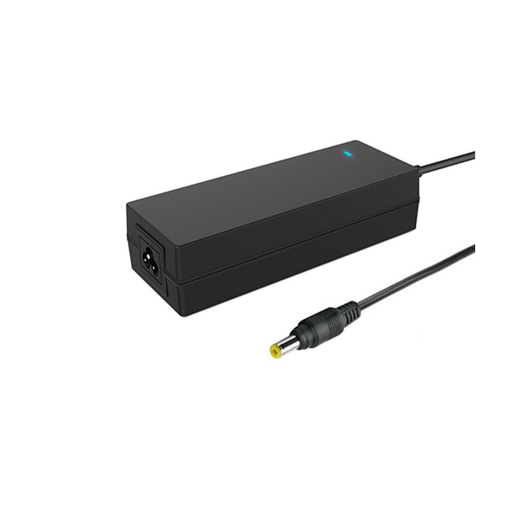 Cargador compatible para portátil Acer / Asus / Toshiba 135W 19.5V 6.92A 5.5 mm x 1.7 mm Dayma