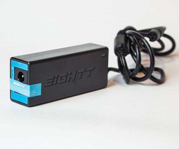 Cargador para portátil universal automático 45w / 8 conectores / EC45V2 / Eightt