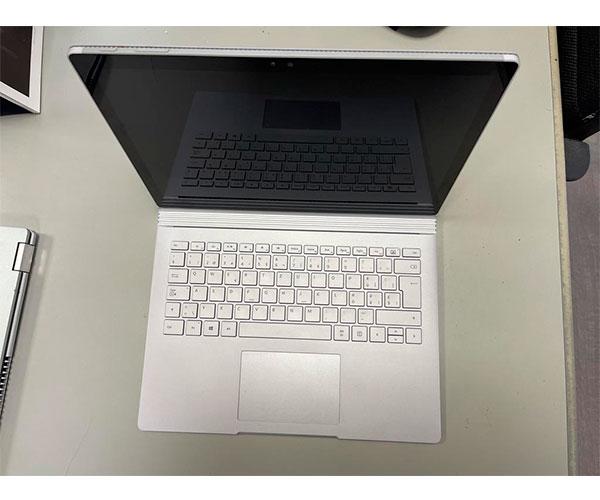 Portátil Reacondicionado Microsoft Surface Book 1 13 táctil / i5-6300U / 8gb / 128gb Ssd / Win 10 Pro / Teclado kit de pegatinas de conversión / Sin lápiz / Grado A" - Imagen 2